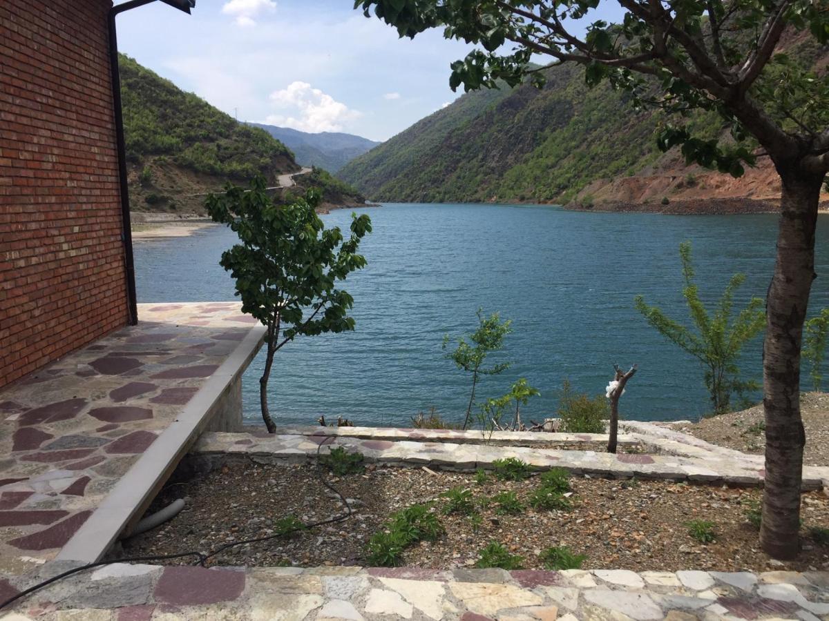 Koman Borealis Guest House מראה חיצוני תמונה